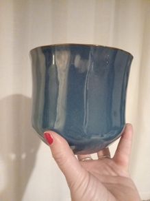 Ceramic flower pot