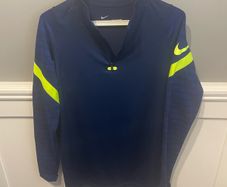 Nike Jumper - Size Large
