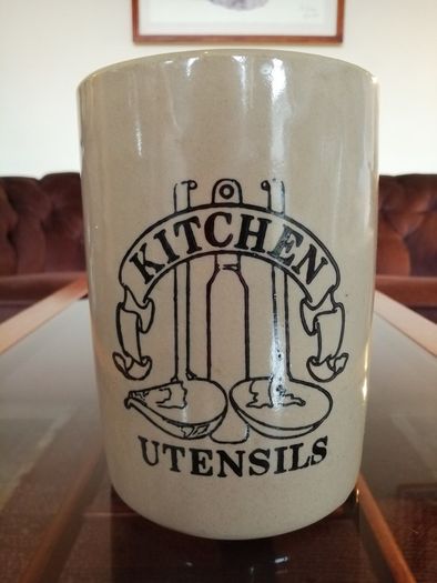 Stoneware Kitchen Utensils Holder Pearsons of Chesterfield