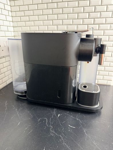 Nespresso grand latissima