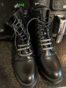 shoes size 39