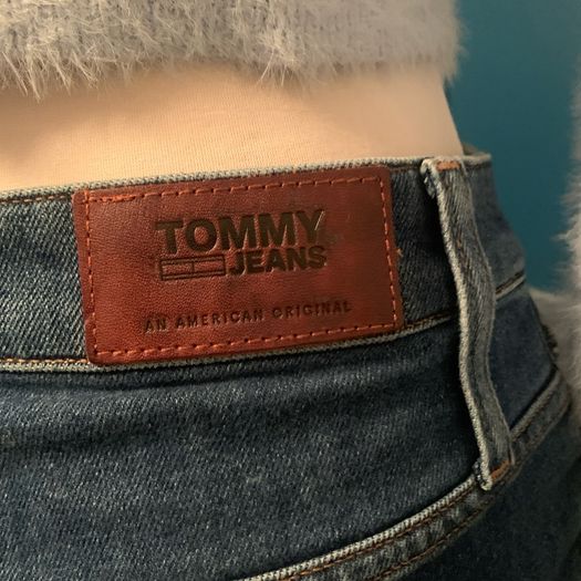 Tommy Hilfiger mini denim skirt. Size 29