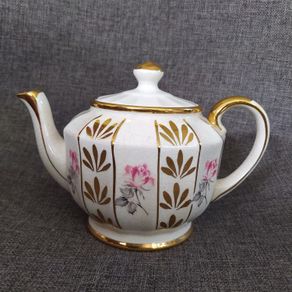 1960s Price & Kensington teapot