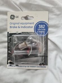 brake light bulb