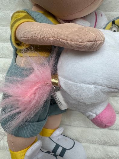 Despicable Me approx. 15 Plush Agnes Holding Fluffy Unicorn Universal Studios new Bit Dirty Please see pictures