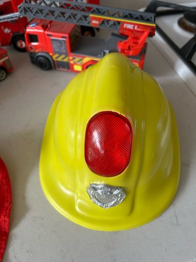 fireman sam fire engine and fire helmet bundle