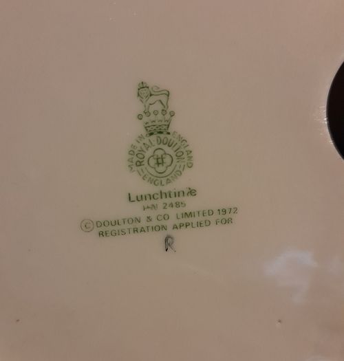 Royal Doulton figurine "Lunchtime "