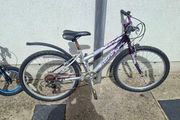 9 year old girl bike. Back wheel doesn't turn