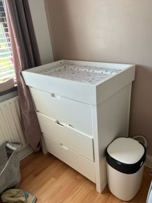 White Pine Wood Changing Unit with 3 Handleless Drawers
