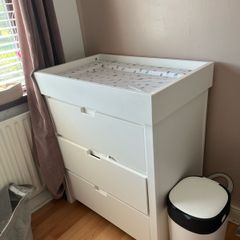 White Pine Wood Changing Unit with 3 Handleless Drawers
