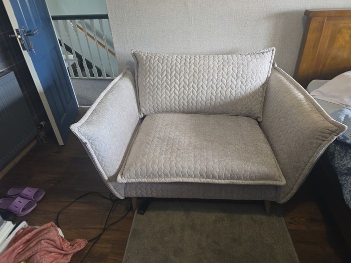 love seat