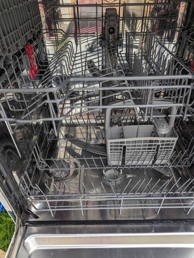 Whirlpool Dishwasher