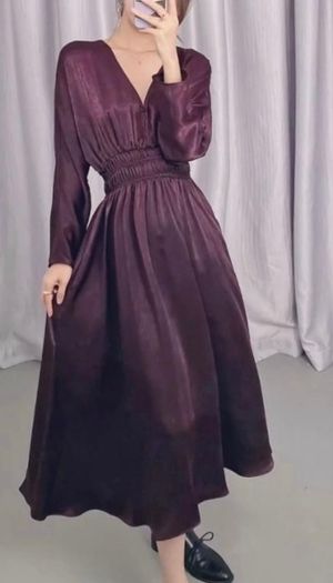 dress New Zara Wine silky/satin finish .