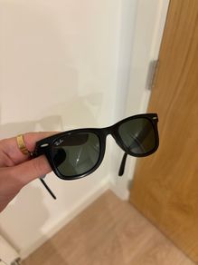 Ray Ban
