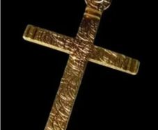 Vintage Hallmarked 9ct Traditional Cross