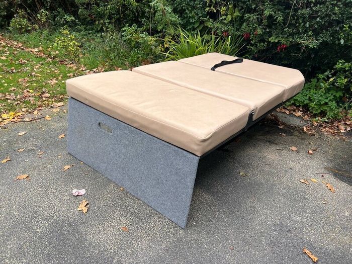 3/4 Rock and Roll Bed - Campervan - 600