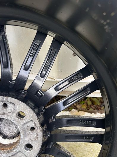 Genuine BMW Style 664M 19" Single Alloy Wheel