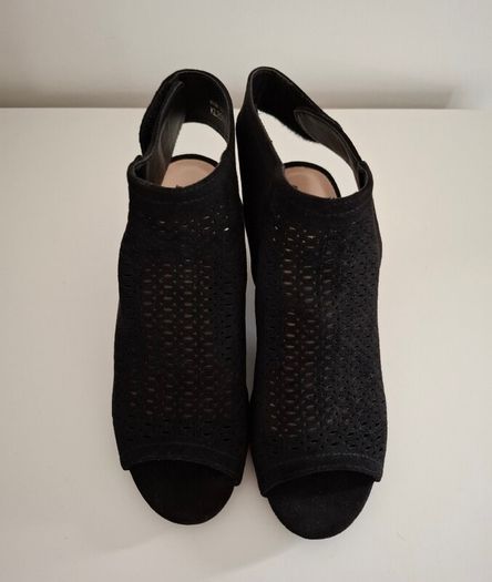 Louisa Klaps sandals