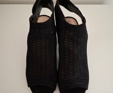 Louisa Klaps sandals