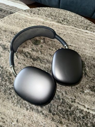 Apple Air Pod Pro Max 1