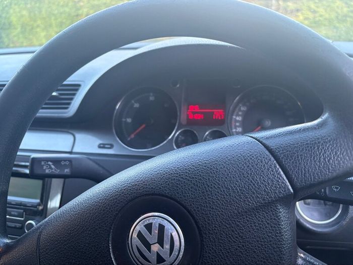 Low milage, Volkswagen Passat 2008