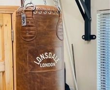 Lonsdale Professional Genuine Leather Punch Bag