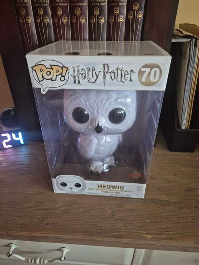 Funko Pop! Hedwig 70 , Special Edition, Super Sized 26cms, 10 inch (Mint & Unopened)