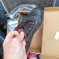 safety runner shoes