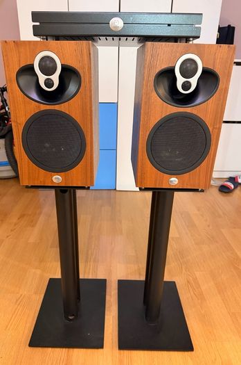 Linn acoustic system