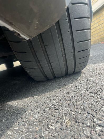 Car tyres