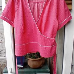 Pindot Cross-over Top