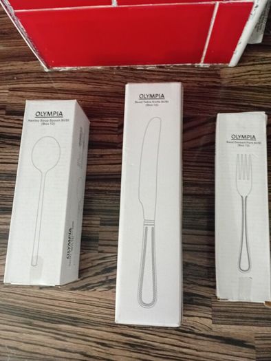 cuttlery stainless steel cutlery never used quantity on boxes  25 euro for the lot