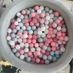 ball pit with balls