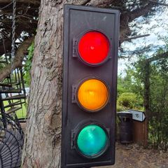Working traffic light with standard 3 pin Irish plug socket / Man cave / Garden Feature @ OCG