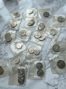 Irish decimal 5p coins x 28 & 10p coins x 2. Two for 1 euro. Ten euro the lot. Dates below