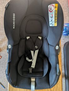 Maxi Cosi car seat