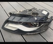 Audi A4 xenon head light