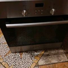 Bosch Oven,Radiatorheaters4,4types sofa,table, dis