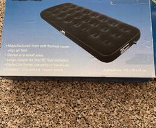 Trespass Single Airbed / Air Mattress with Foot Pump