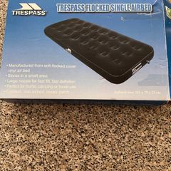 Trespass Single Airbed / Air Mattress with Foot Pump