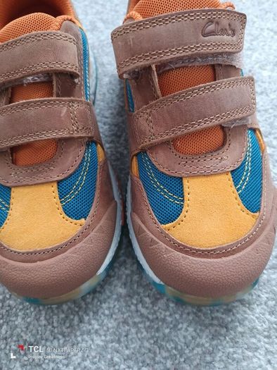 New.boy's Clarks shoes. UK12. 5G/EUR 31