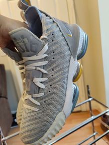 Lebron 16 Mpls Uk 9.5