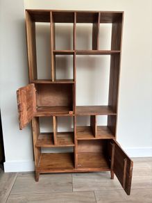 shelving unit