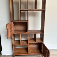 shelving unit