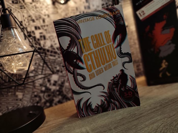 The Call of Cthulhu and Other Weird Tales ! H.P. Lovecraft ! 2011 by Vintage Classics ! Horror !