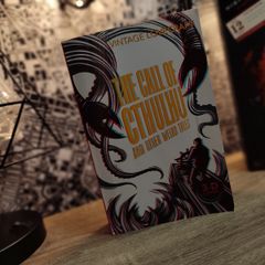 The Call of Cthulhu and Other Weird Tales ! H.P. Lovecraft ! 2011 by Vintage Classics ! Horror !