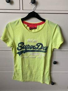 Superdry t-shirt / top for women / ladies, immaculate condition, barely used. Size XS.