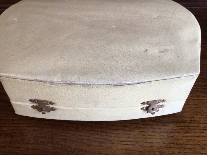 Vintage 1950s Swiss musical ballerina dressing table manicure Box