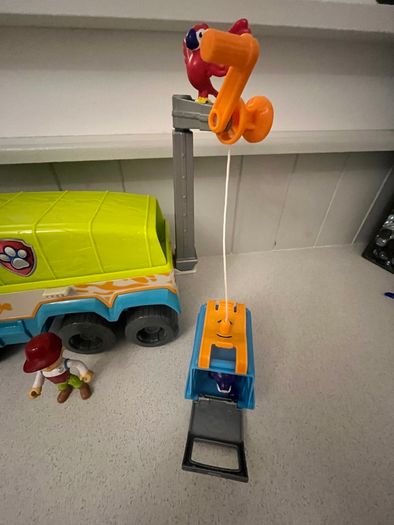 Paw Patrol Jungle Terrain Rescue Vehicle with 3 Figures