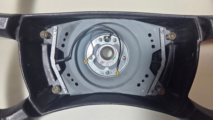 Mercedes steering wheel 190E W201 W124 W126